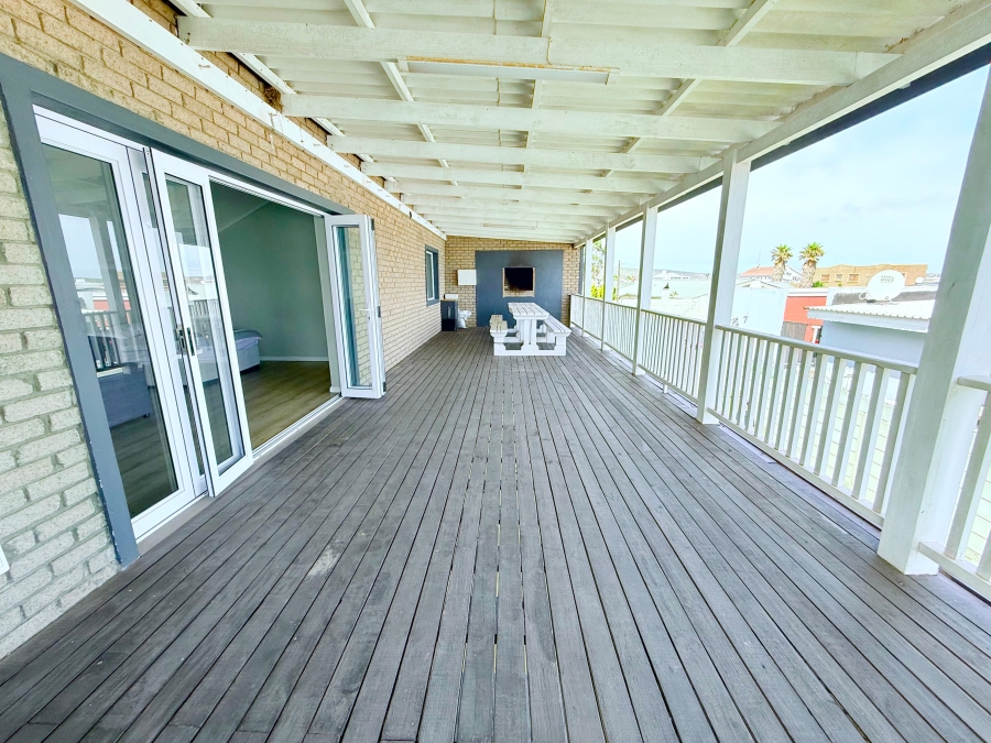 4 Bedroom Property for Sale in Langebaan North Western Cape